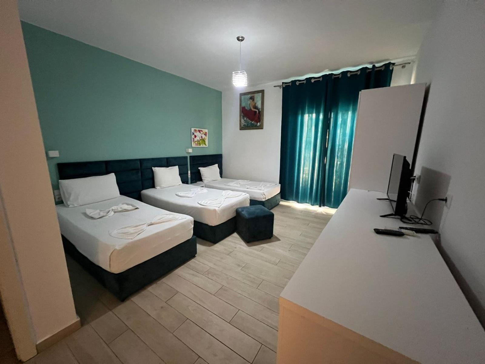 La Luna Hotel Ksamil Ngoại thất bức ảnh