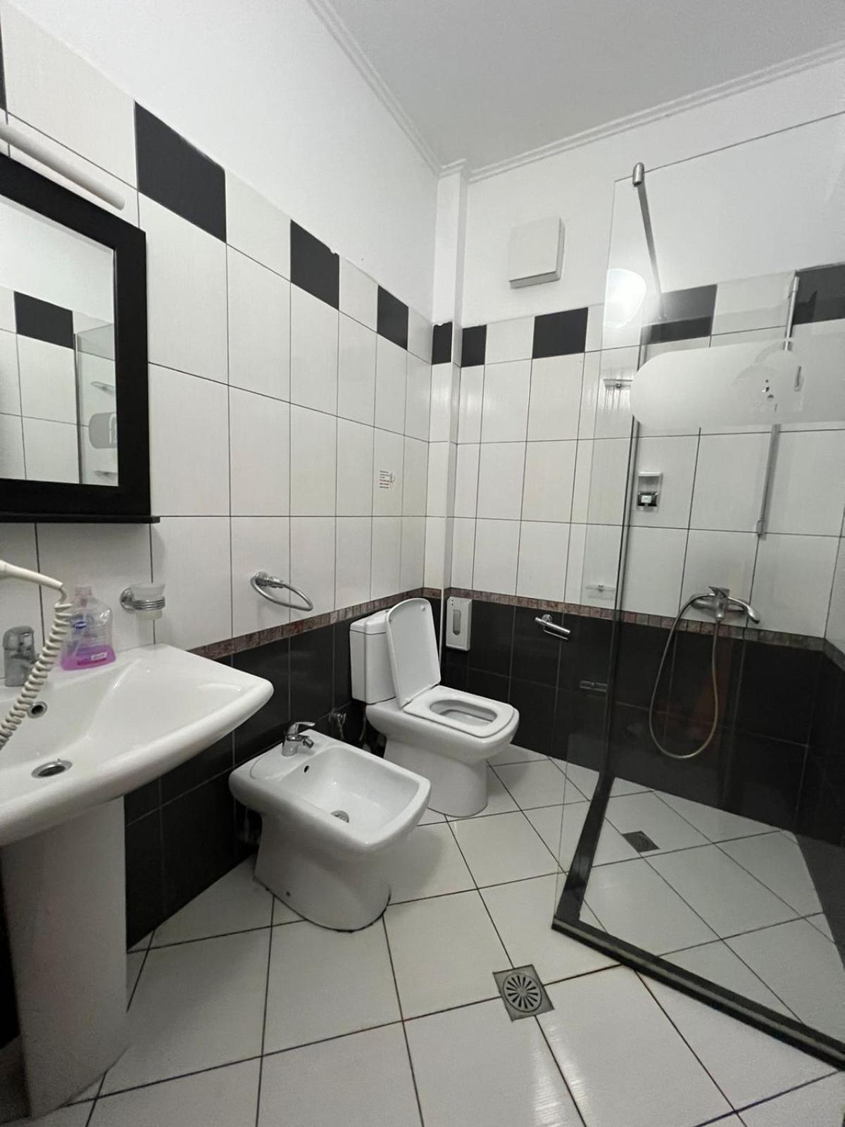 La Luna Hotel Ksamil Ngoại thất bức ảnh