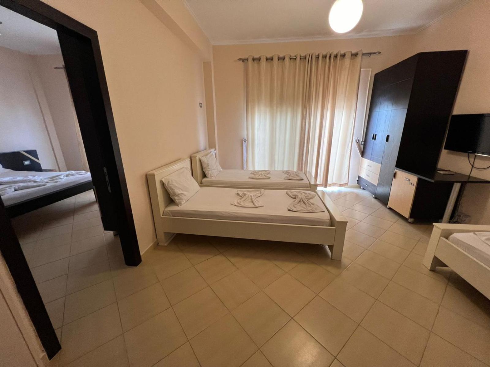 La Luna Hotel Ksamil Ngoại thất bức ảnh